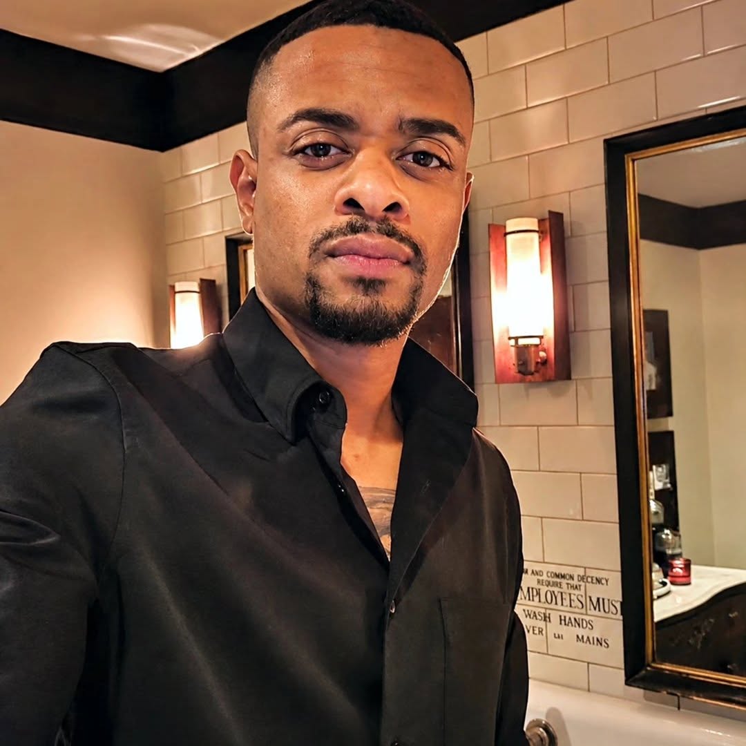 Jamaurice Holt, Founder & CEO, leading a technology team